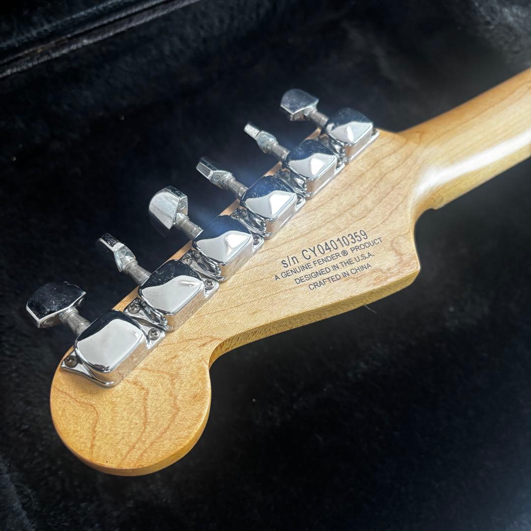 【人気のCAR】Squier by fender ストラトキャスター　2004年