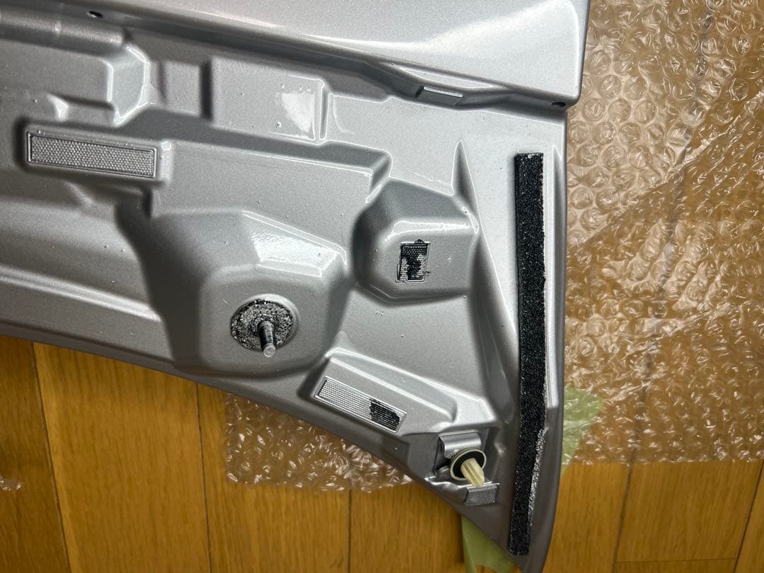 専用商品 TRD 50系プリウス前期シルバー　 リアトランクスポイラー