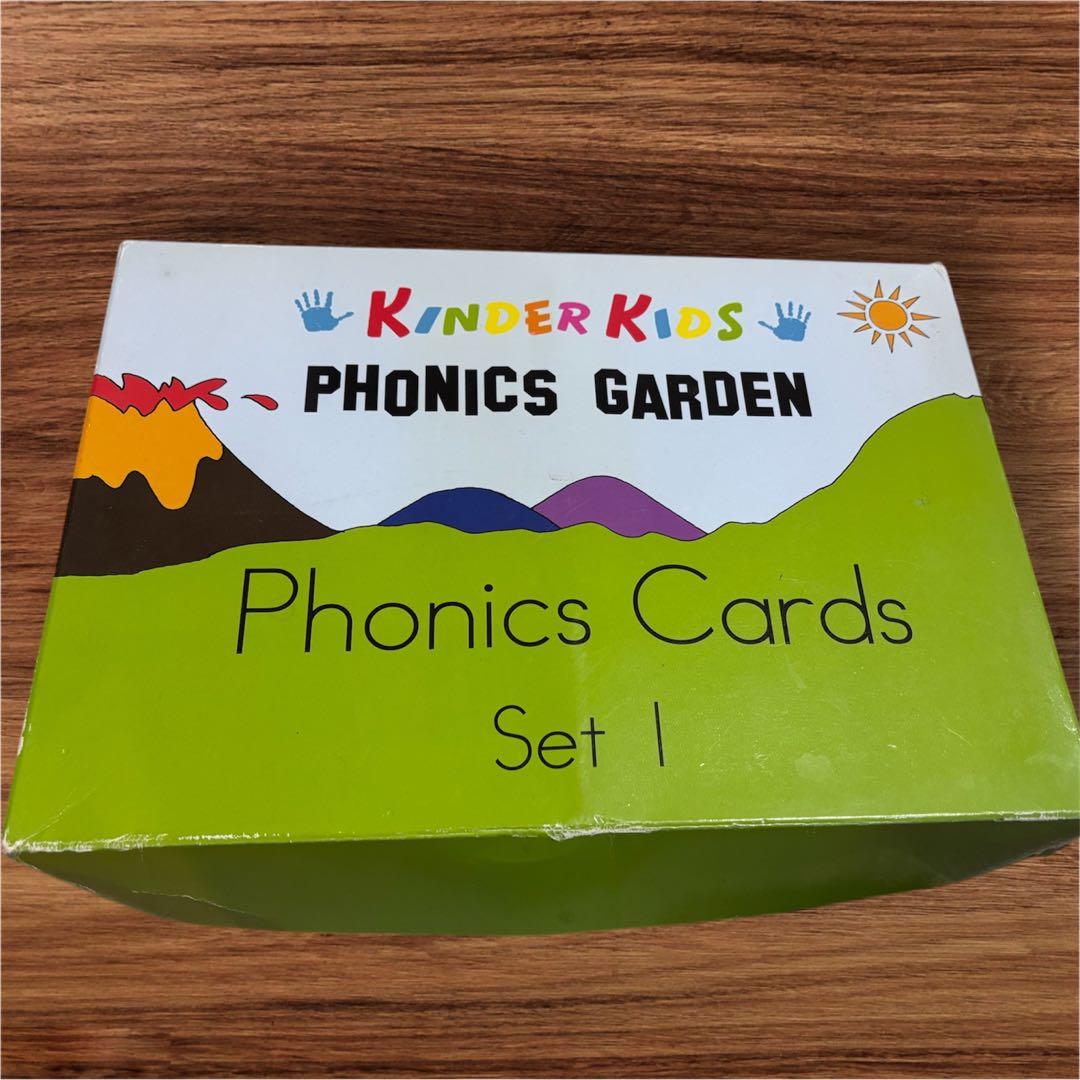KinderKids Phonics Garden 教材4点セット