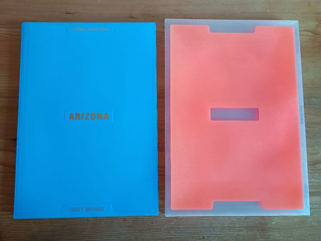 【サイン付き】イッセイ ミヤケ イサムノグチ ARIZONA