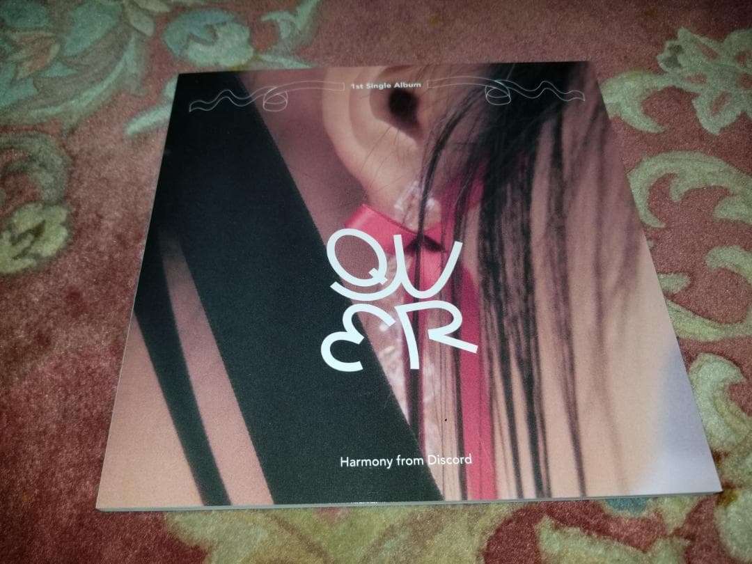 QWER-Harmony from Discord-韓国盤1stシングルアルバム