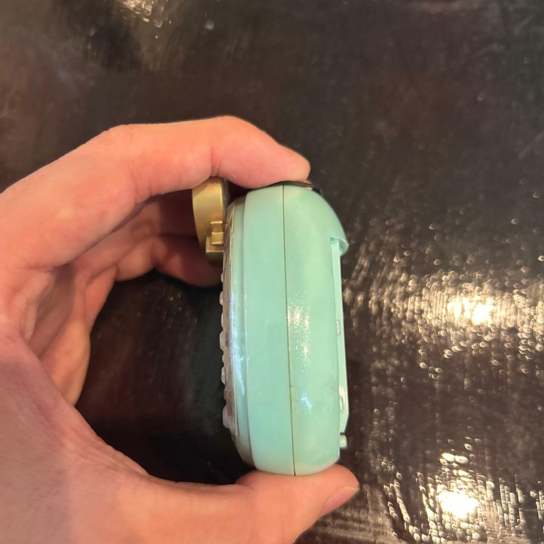 たまごっちピース グリーン 激レアたまデコピアス　ラブメロ　ver.