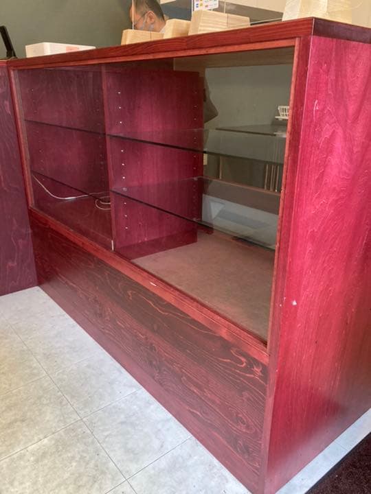 木製ショーケース3台＋吊棚1台