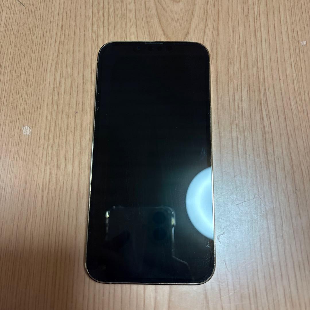 iphone13pro 背面割れ 美品