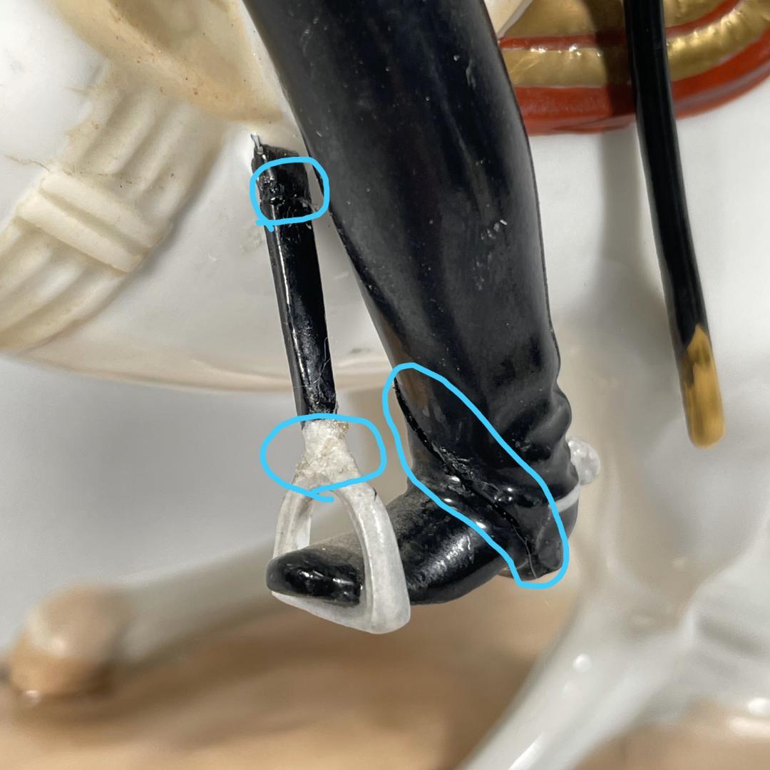 【希少】訳あり アウガルテン スペイン乗馬学校 レバード フィギュリン