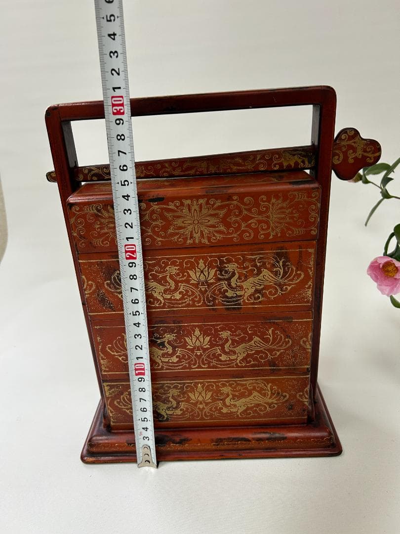 希少品　李朝家具　赤色 木製 重箱 金色模様　インテリア　小物入れ