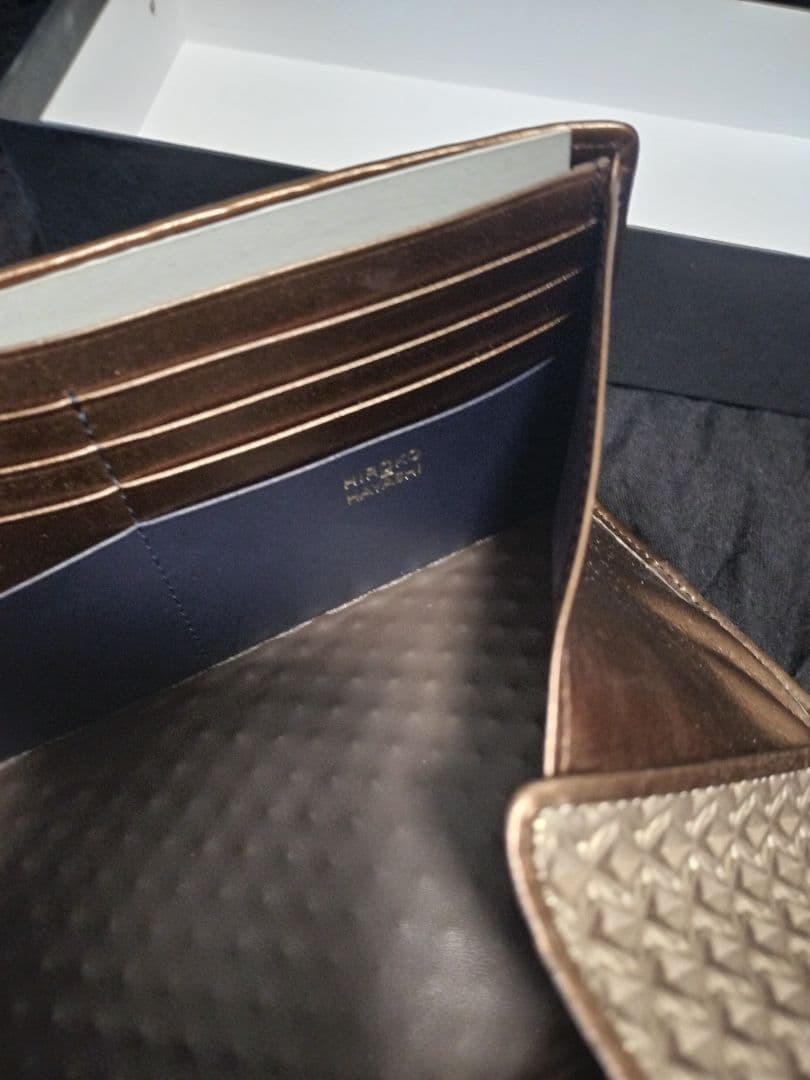 未使用HIROKO HAYASHI CARATI（カラーティ）ゴールド長財布