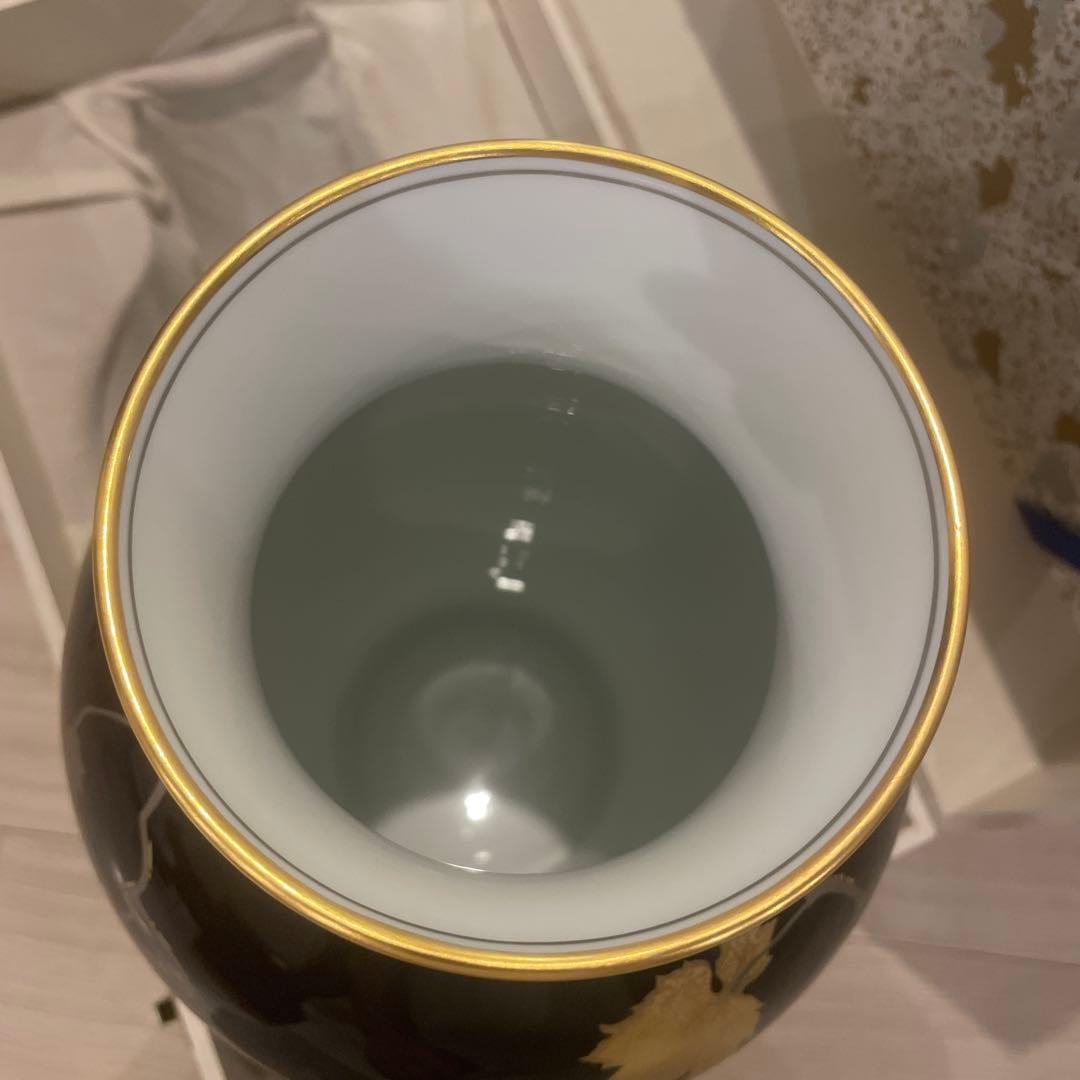 大倉陶園　瑠璃金蝕葡萄花瓶36cm