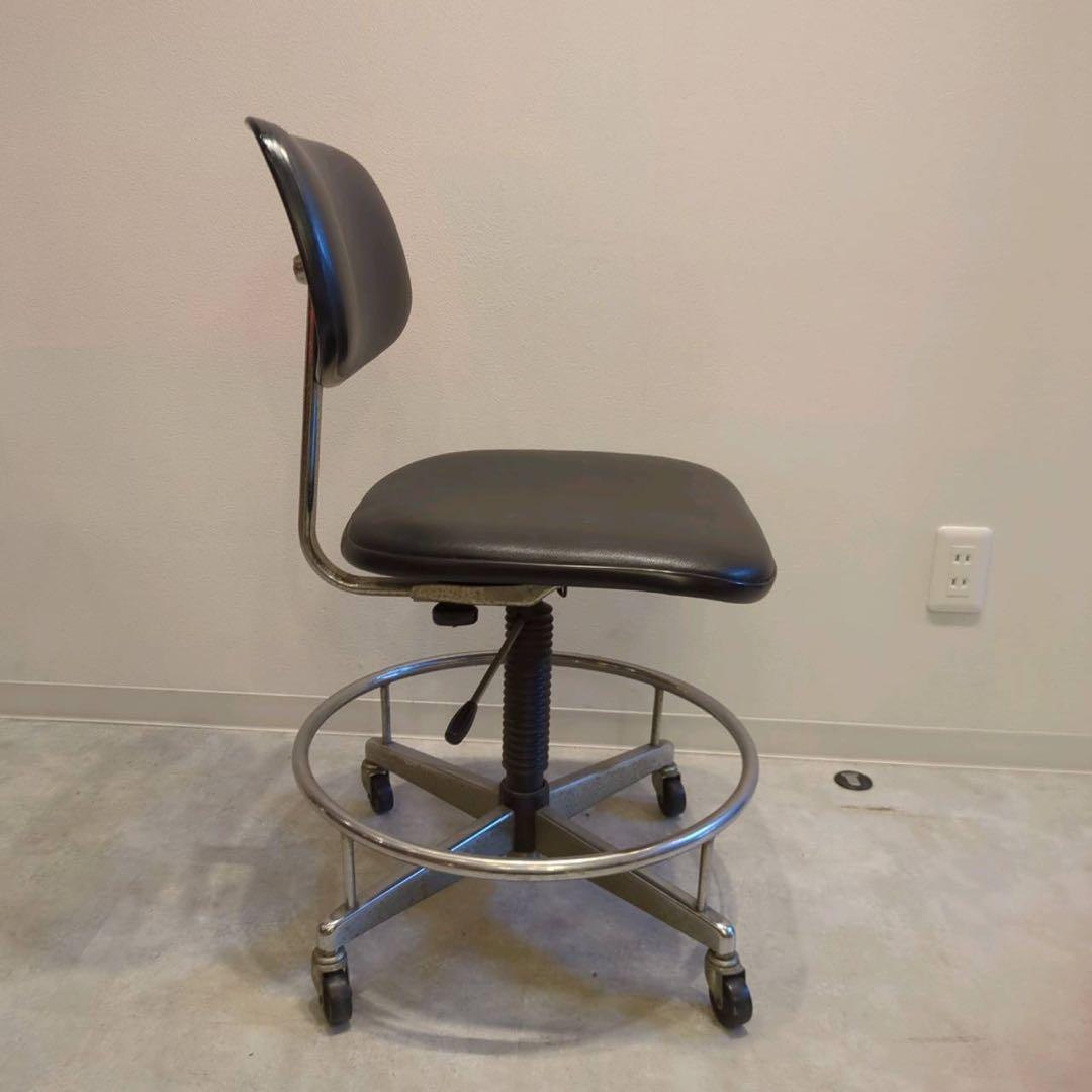 回転デスクチェア　事務椅子　昇降式　KOKUYO 黒　昭和レトロ　製図椅子