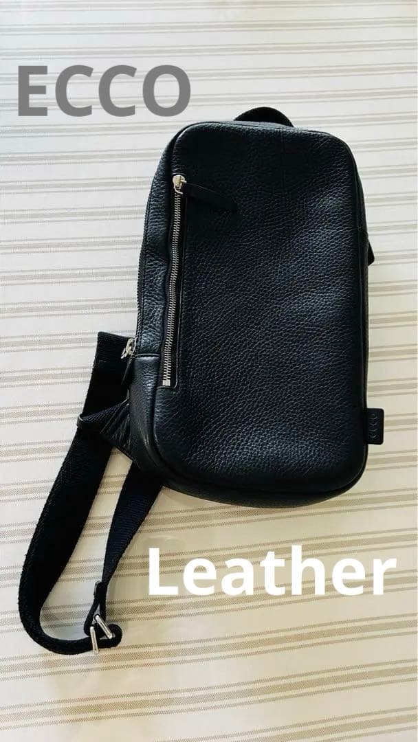 ECCO ボディーバッグ　本革