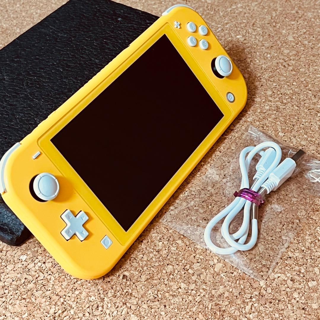 Nintendo Switch Lite イエロー 本体充電ケーブル（社外）