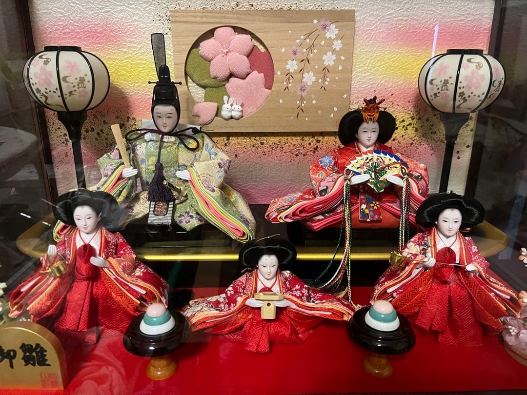 雛人形ケース入り